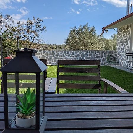Ethos Apartment Néa Péramos Екстериор снимка