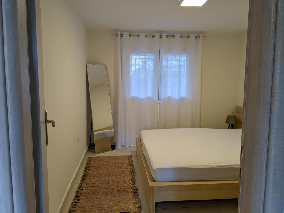Ethos Apartment Néa Péramos Екстериор снимка